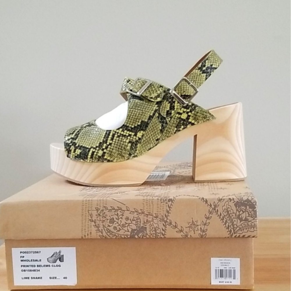 Free People Printed Belem Clogs size 10 US / 40 EU